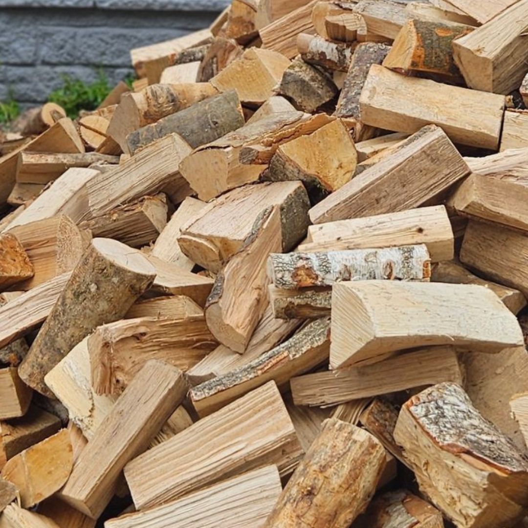 buy now (1080 x 1080 px)